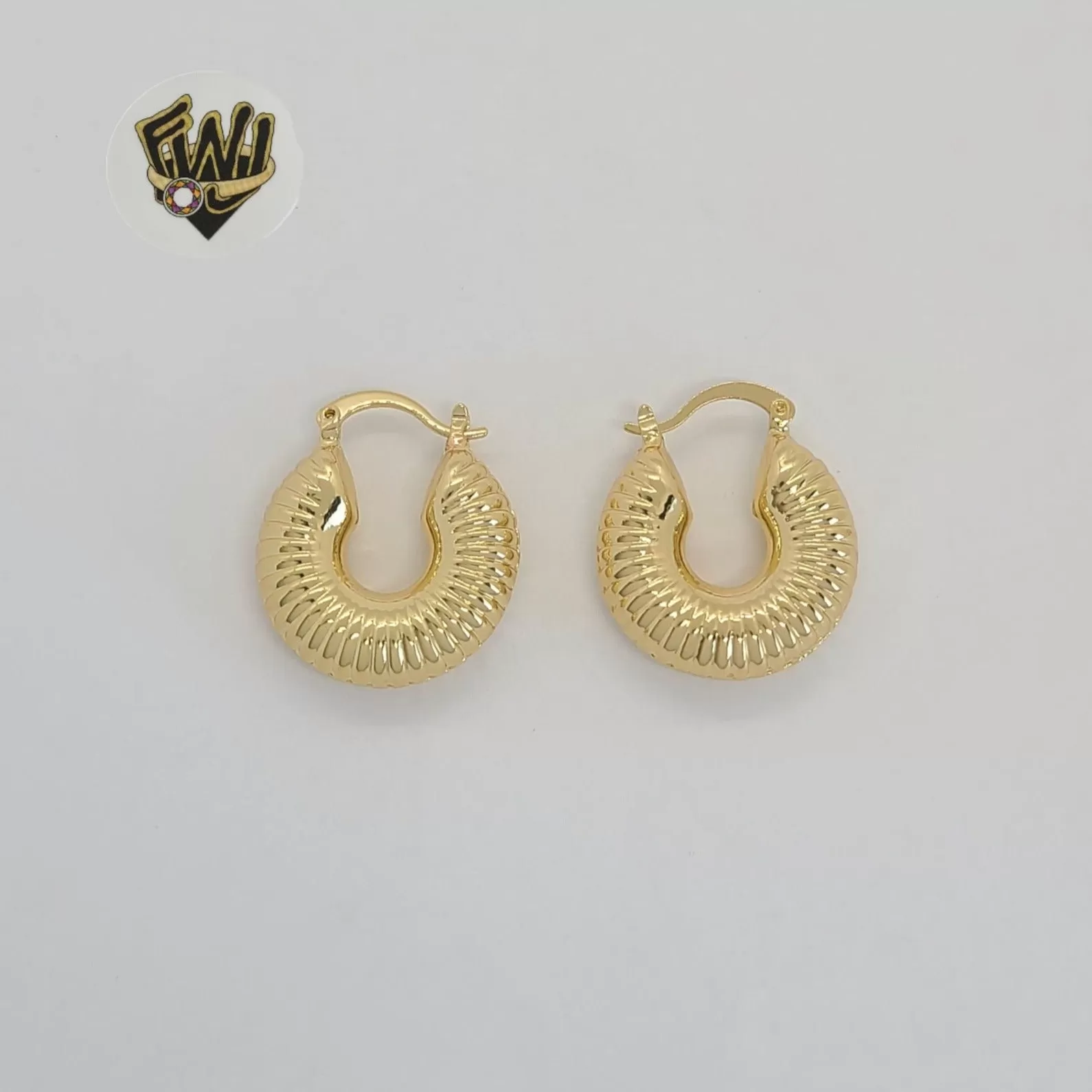 (4-2109) Stainless Steel - Chunky Hoops.